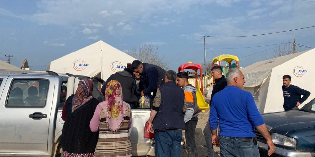 Bafra'dan afet bölgesine sebze meyve yardımı