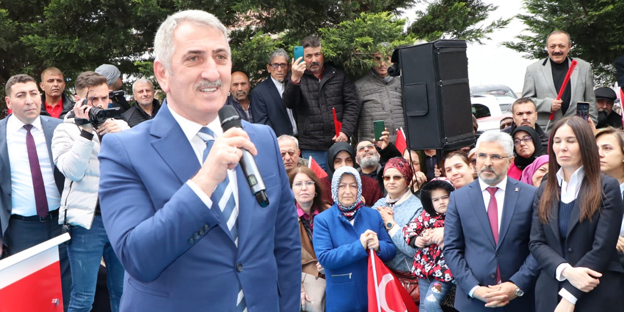 Aday olan arkadaşlarımızın yanında sapasağlam duruyoruz
