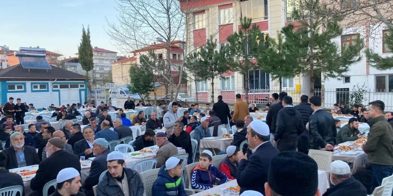 Kavak'ta iftar programı düzenlendi