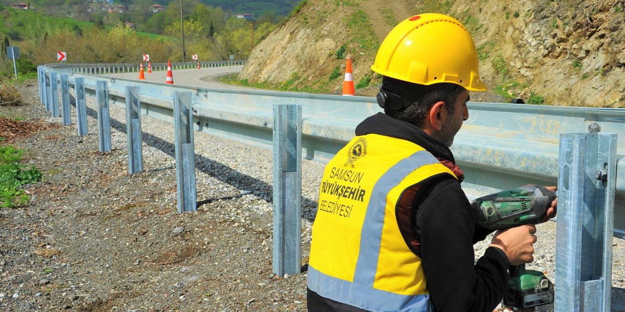 Yol kenarlarına çelik oto korkuluk