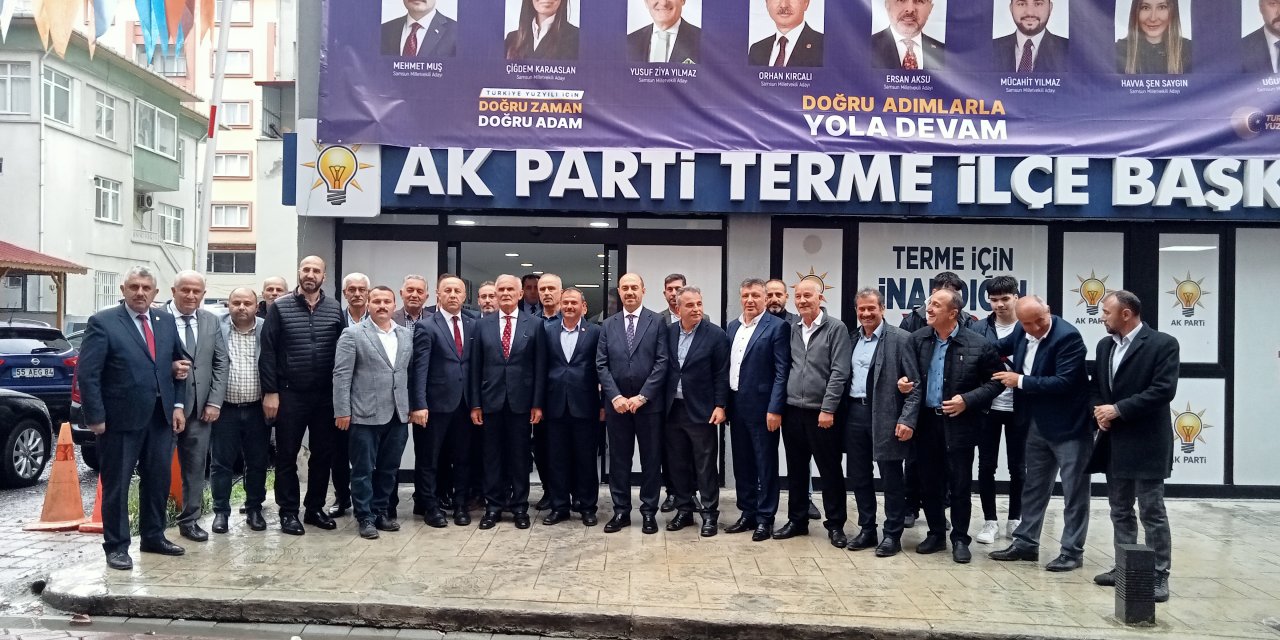 AK Parti Terme İlçe Başkanlığında bayramlaşma töreni