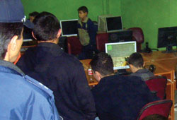 İnternet kafelere baskın