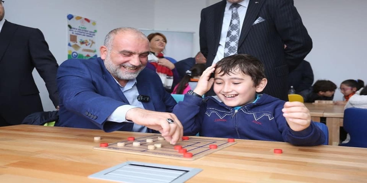 Canik’te kuşakları buluşturan turnuva
