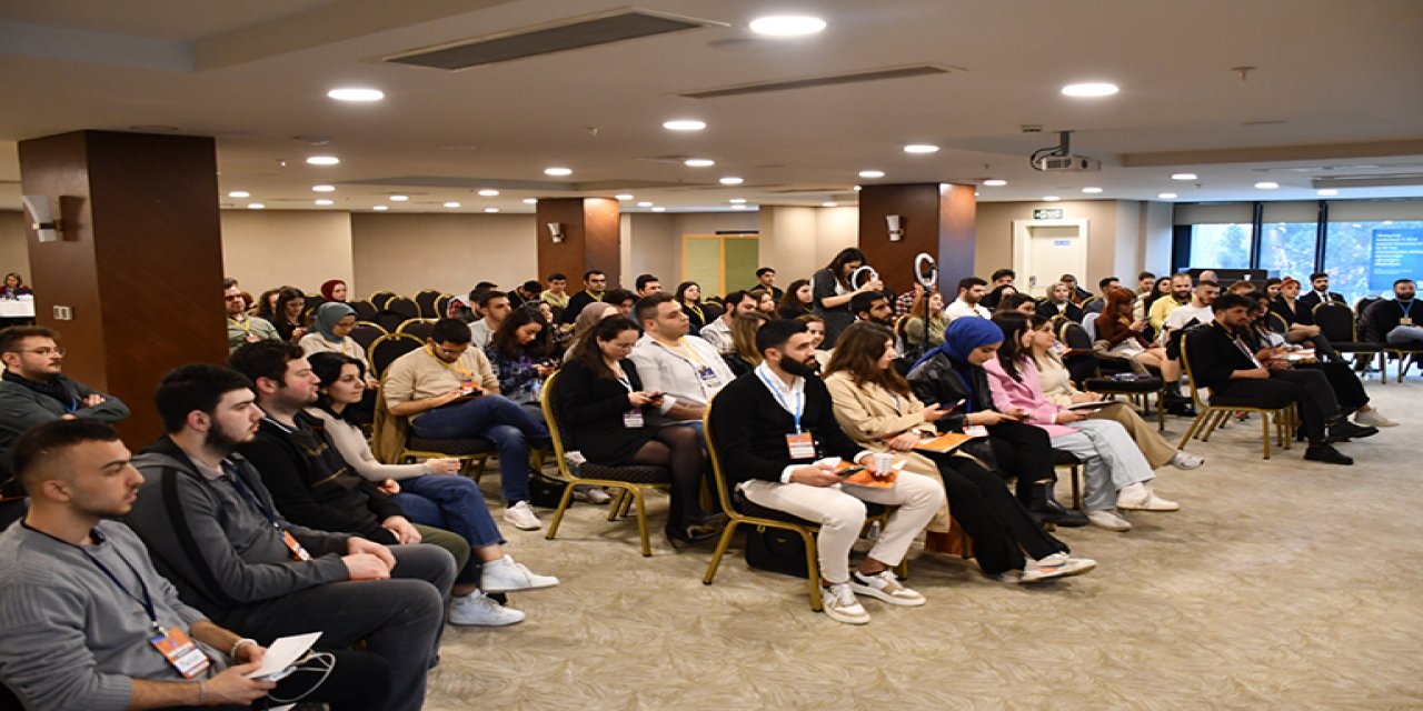 İmren Nilay Tüfekci, gençlerin sorularını yanıtladı