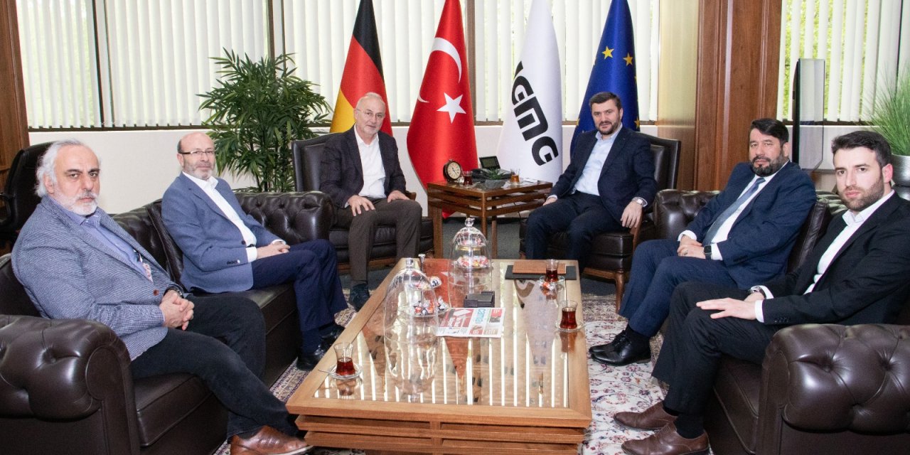 Rektör Ünal’dan İslam Toplumu Millî Görüş’e Nezaket Ziyareti