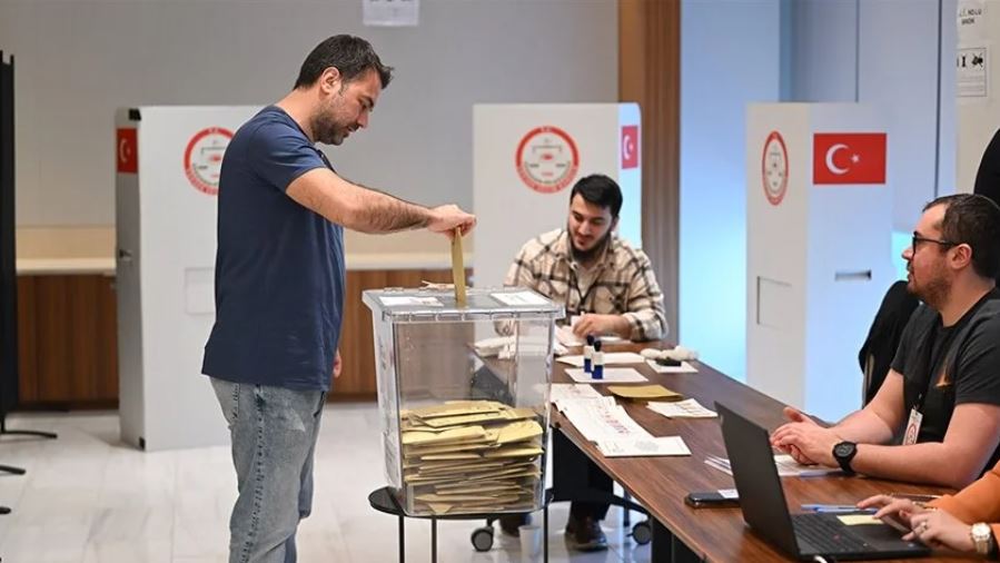 1 milyon 700 bin seçmen oy kullandı