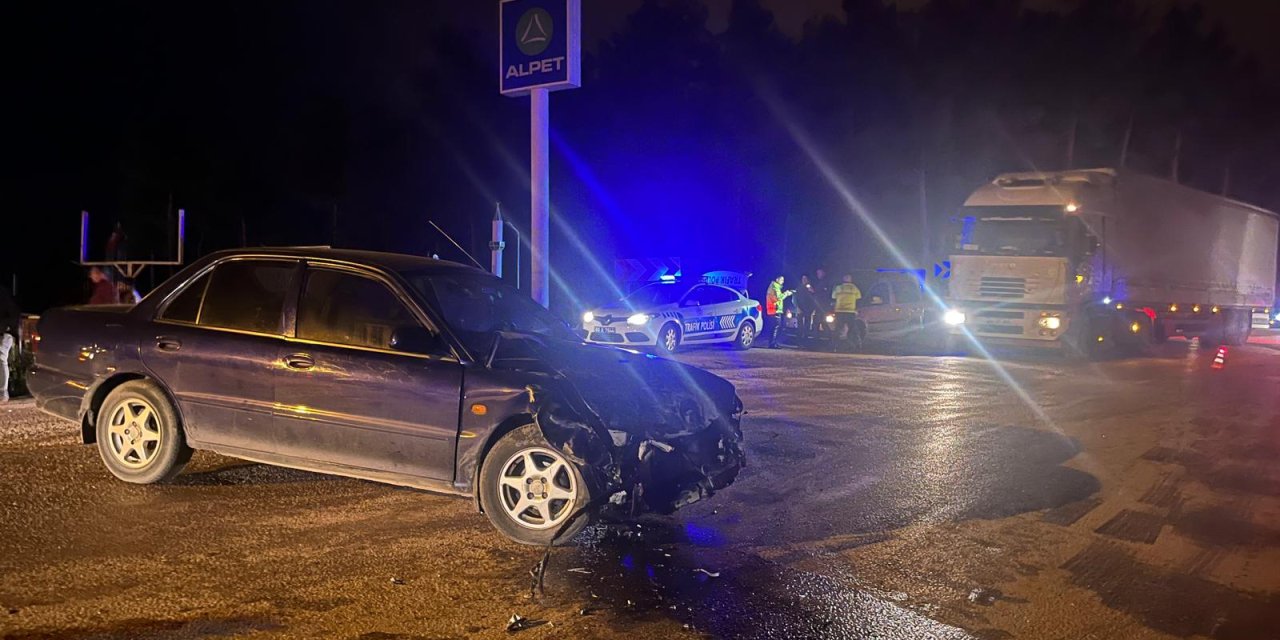 Trafik kazasında 2 kişi yaralandı