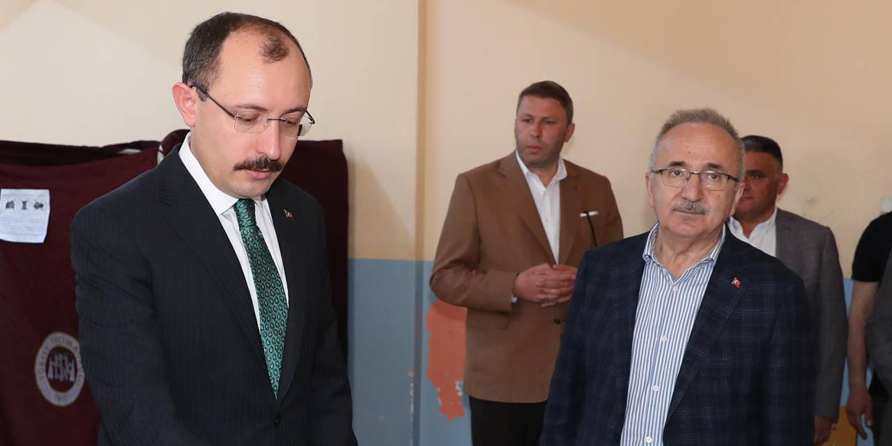 Bakan Muş, oyunu İlkadım'da kullandı