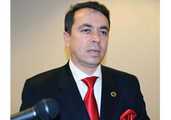 Ömür Öziç 'İstifa' etti