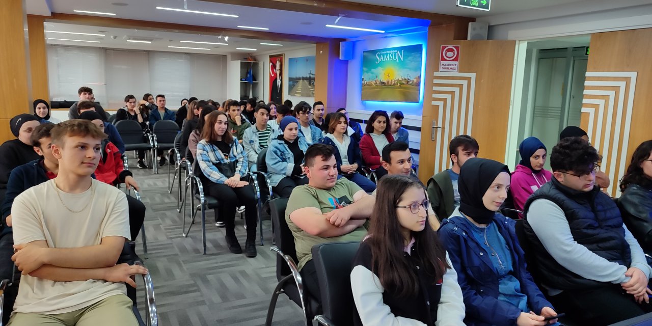 Salıpazarı'nda öğrencilere stres yönetimi eğitimi verildi