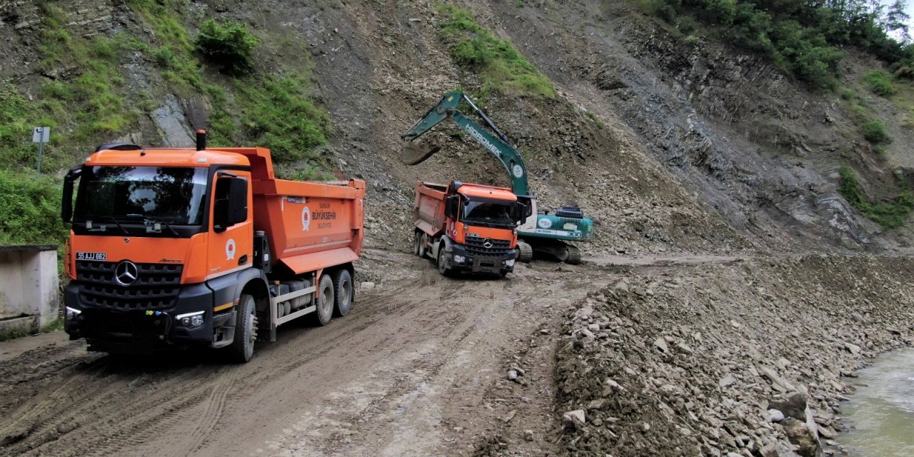 Grup yolu çalışmaları devam ediyor