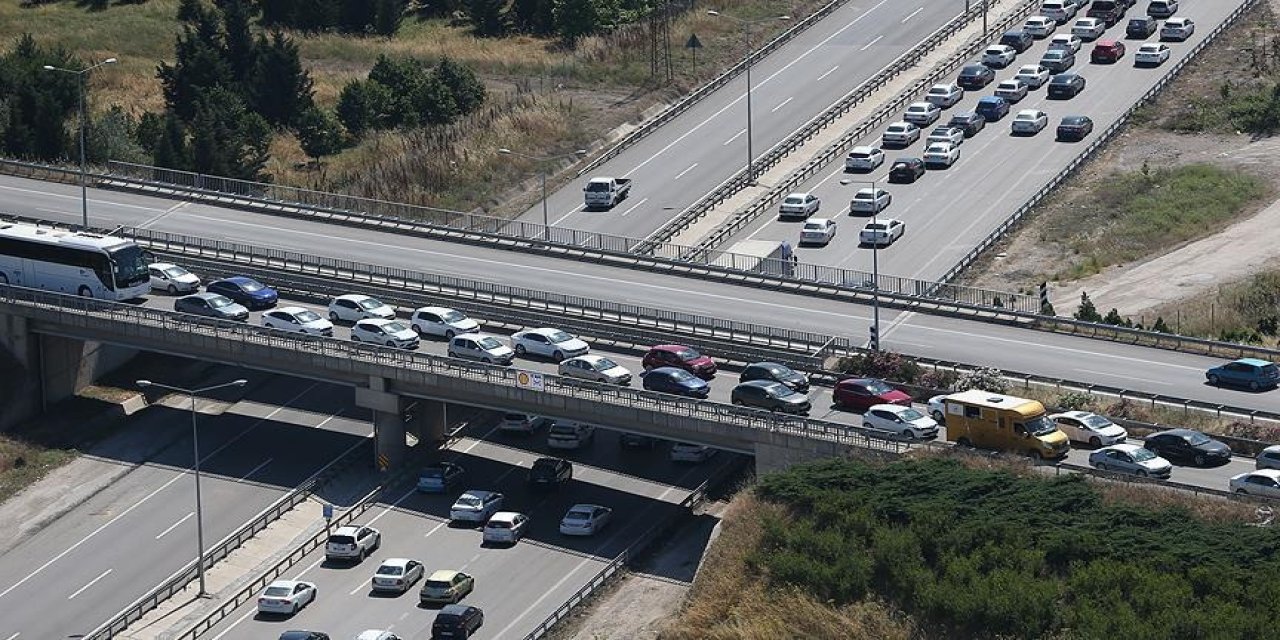 Köprü ve otoyollar ücretsiz olacak