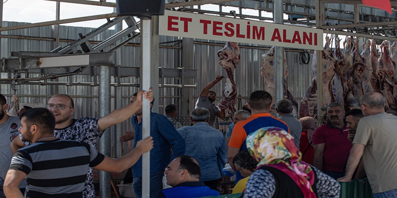 Kesimhanelerde ilk gün yoğunluğu yaşandı