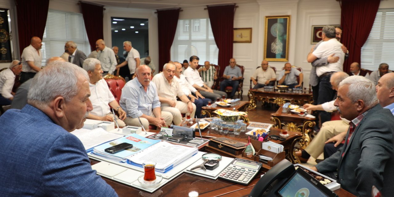 Güzel bir bayram yaşıyoruz