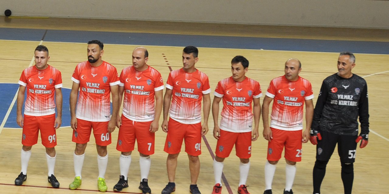 Kurumlar Arası Futsal Turnuvası başladı