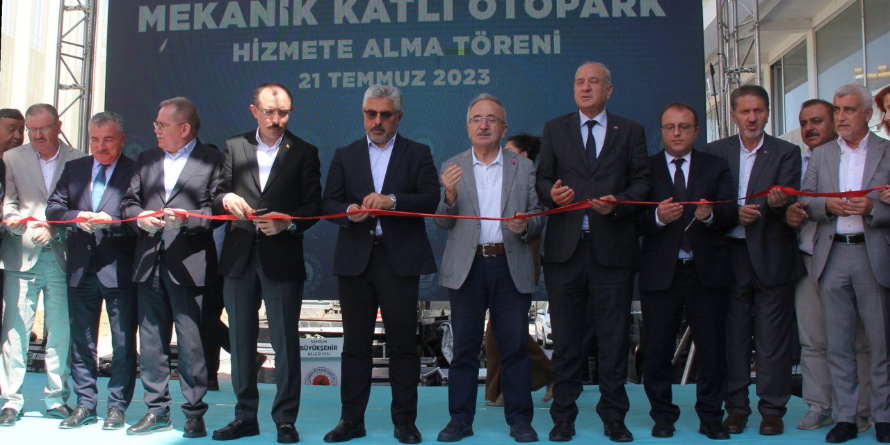 Mekanik Katlı Otopark'ın açılışı yapıldı