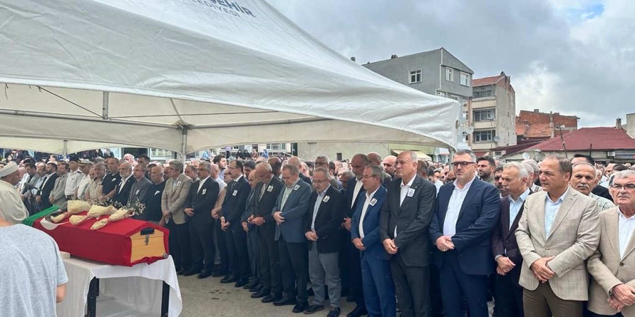 Ladik Belediye Başkanı Nurhan Yapıcı Özel'in cenazesi defnedildi