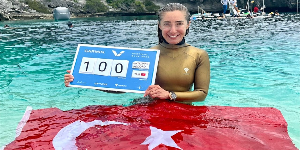 100 metrede Türkiye rekoru kırdı