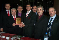 Madene Plaket