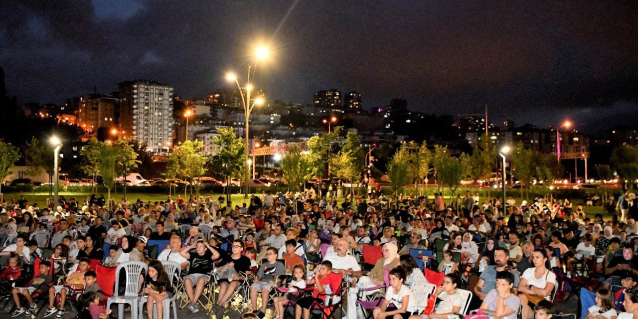 Bilim Samsun’dan çocuklara özel sinema gecesi