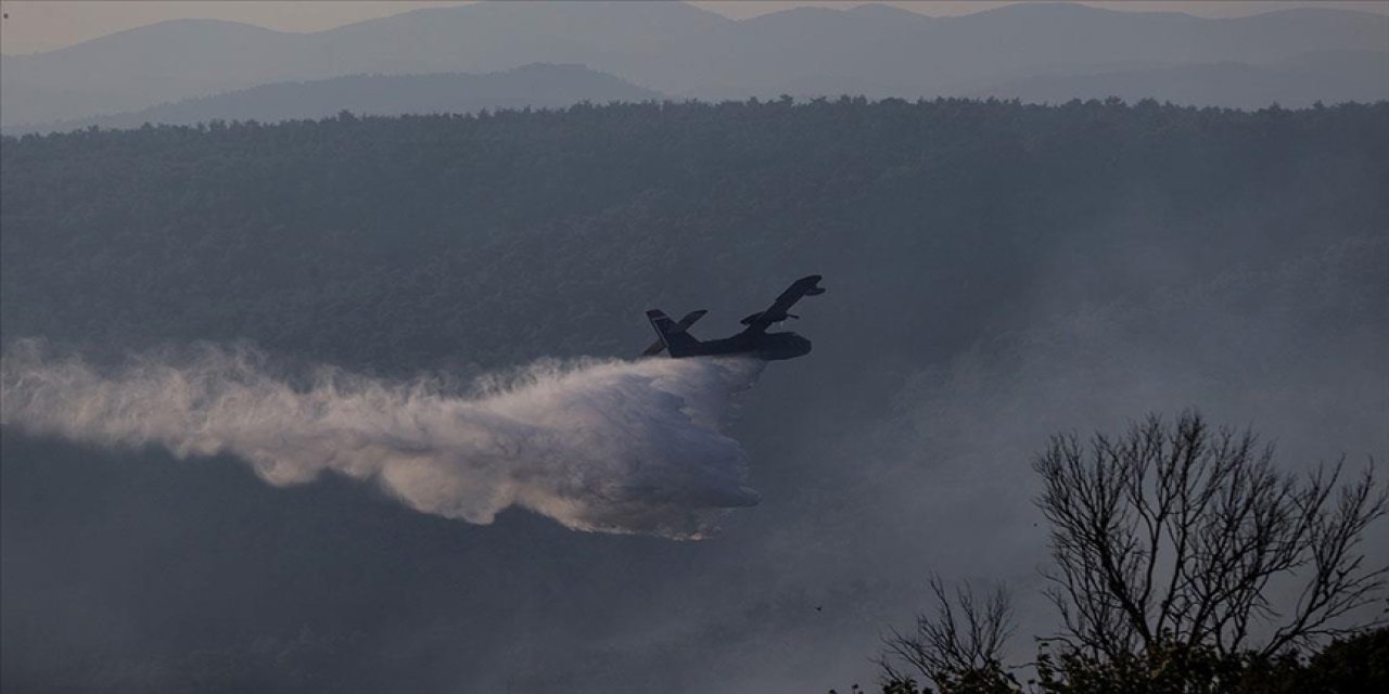 Yangına 7 uçak ve 22 helikopterle müdahale sürüyor