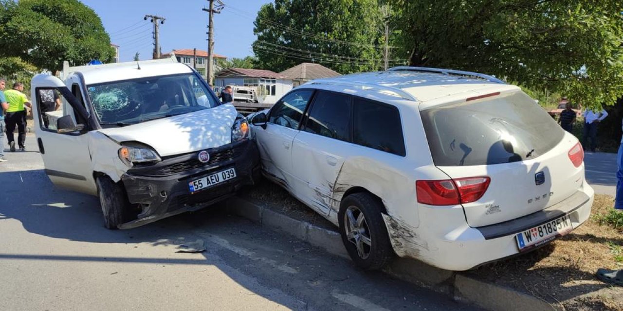 Trafik kazasında 2 kişi yaralandı