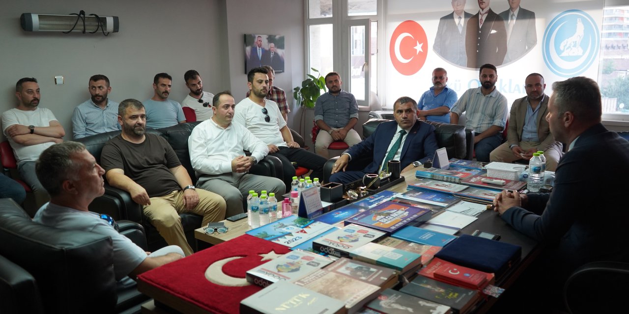 Samsun Ülkü Ocakları'na ziyaret