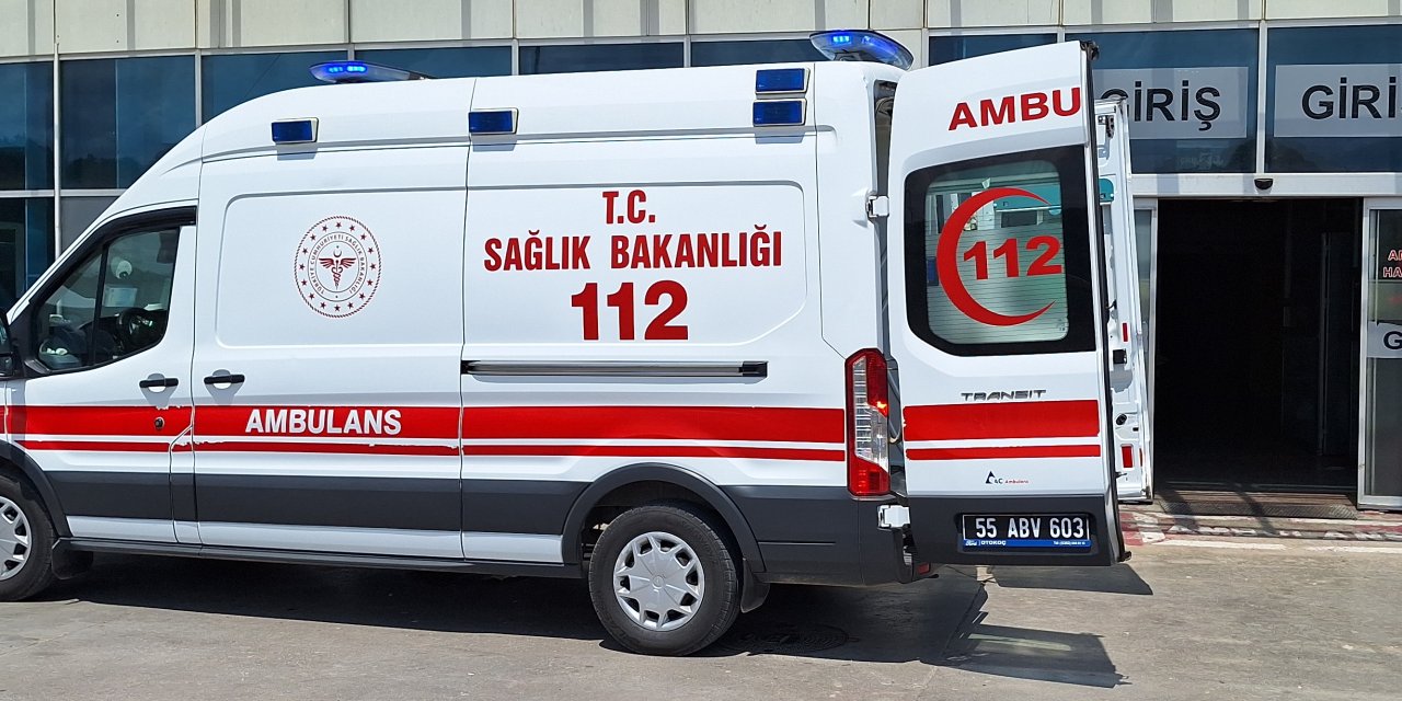 Motosiklet ile bisiklet çarpıştı: 2 yaralı