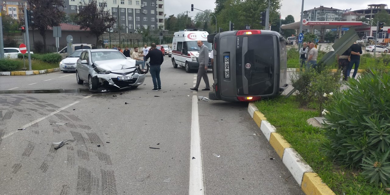 Trafik kazasında 4 kişi yaralandı