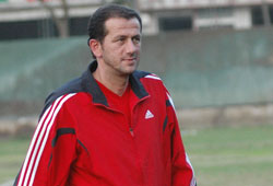 Taş gibi takım olduk