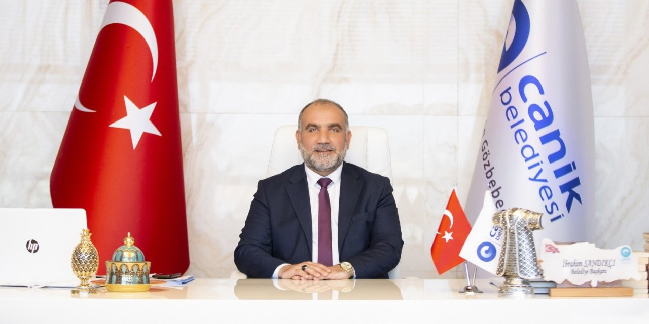 "Tüm insanlığa örnek olmuştur"