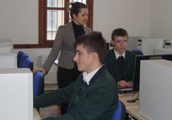 Çocuklara ve gençlere ücretsiz kurs