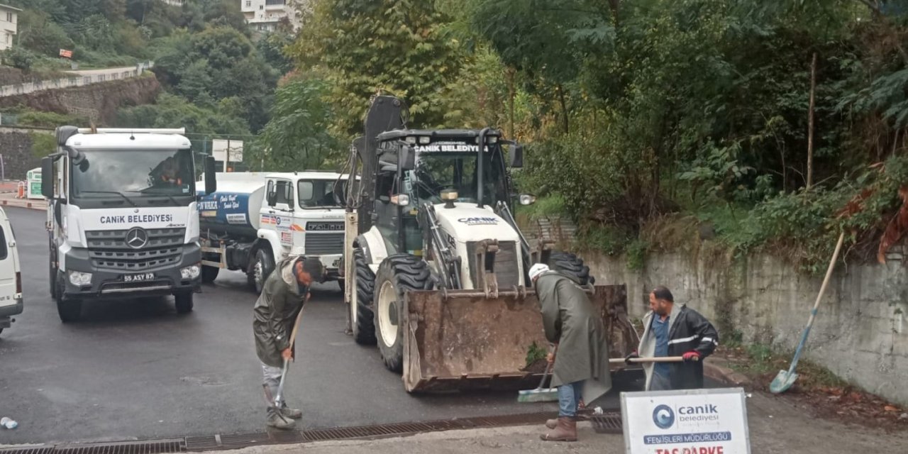 Sağanak yağışlara karşı yoğun mesai