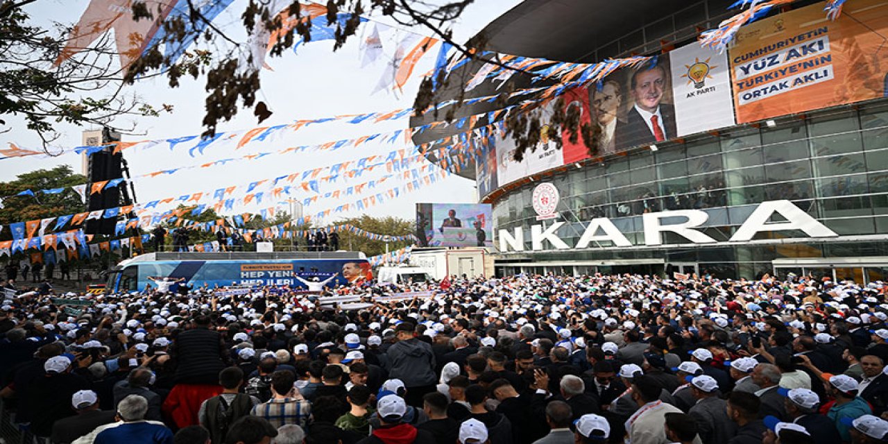 AK Parti 4. Olağanüstü Büyük Kongresi başladı