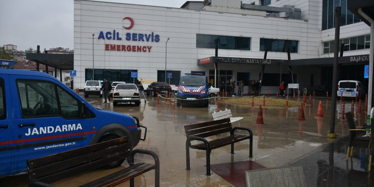 İşçileri taşıyan minibüs devrildi: 13 kişi yaralandı