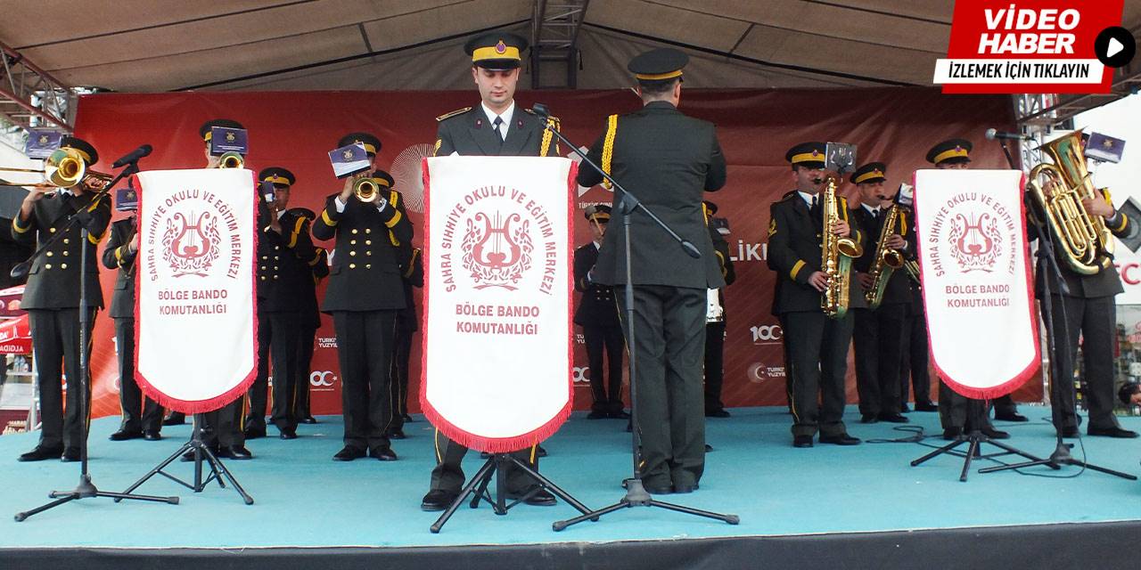 Askeri bandodan Cumhuriyet konseri