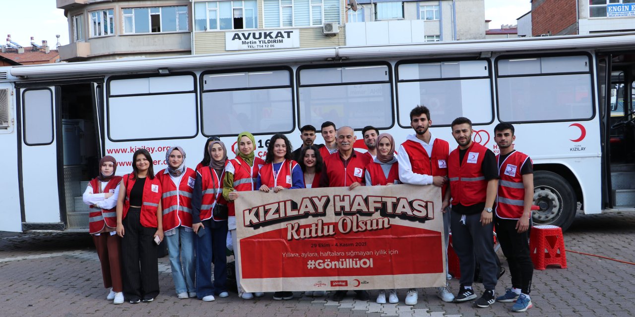 Türk Kızılay 128 ünite kan bağışı topladı