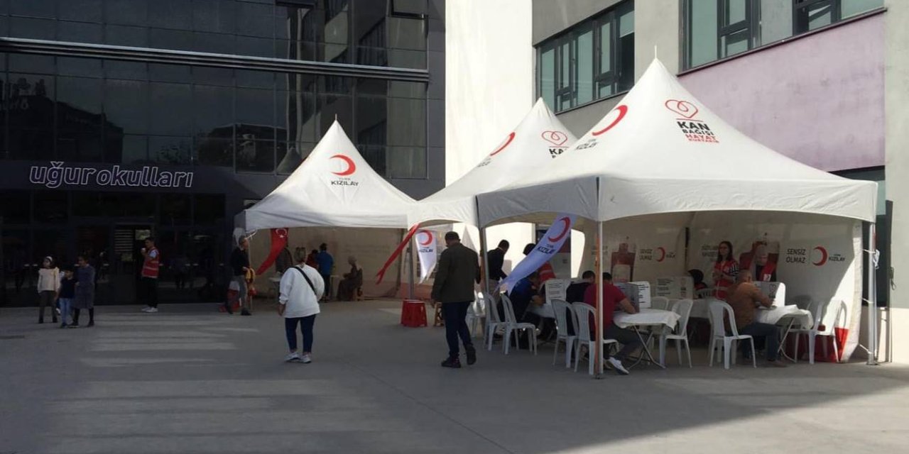 Samsun Uğur Okulları kan bağışı rekoru kırdı