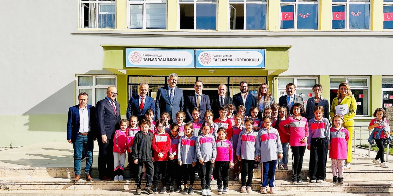 Pakun'dan eğitime destek