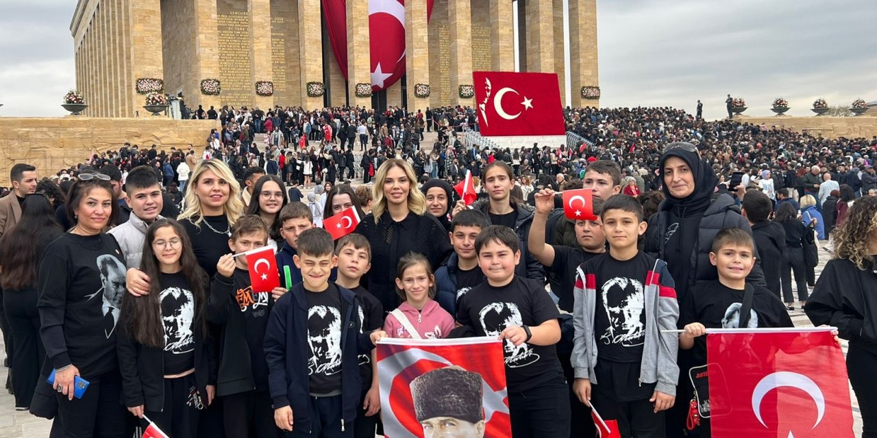 Samsun'dan 50 köy okulu öğrencisi Anıtkabir'i ziyaret etti