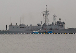 ABD savaş gemisi Samsun'a demirledi