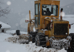 341 köy yolu kapandı