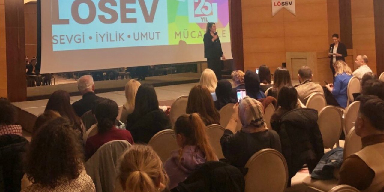 LÖSEV'den gönüllüler günü kutlaması
