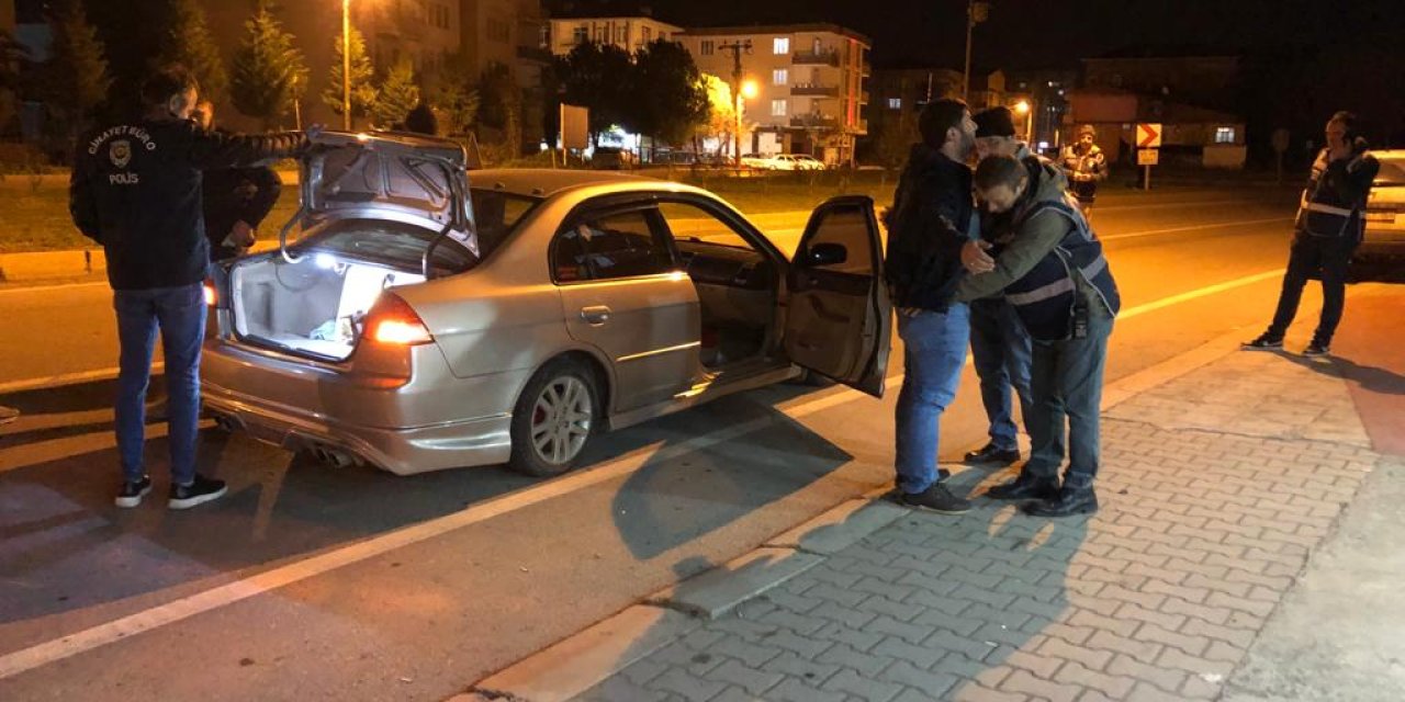 Polis ekiplerinden "şok" uygulama