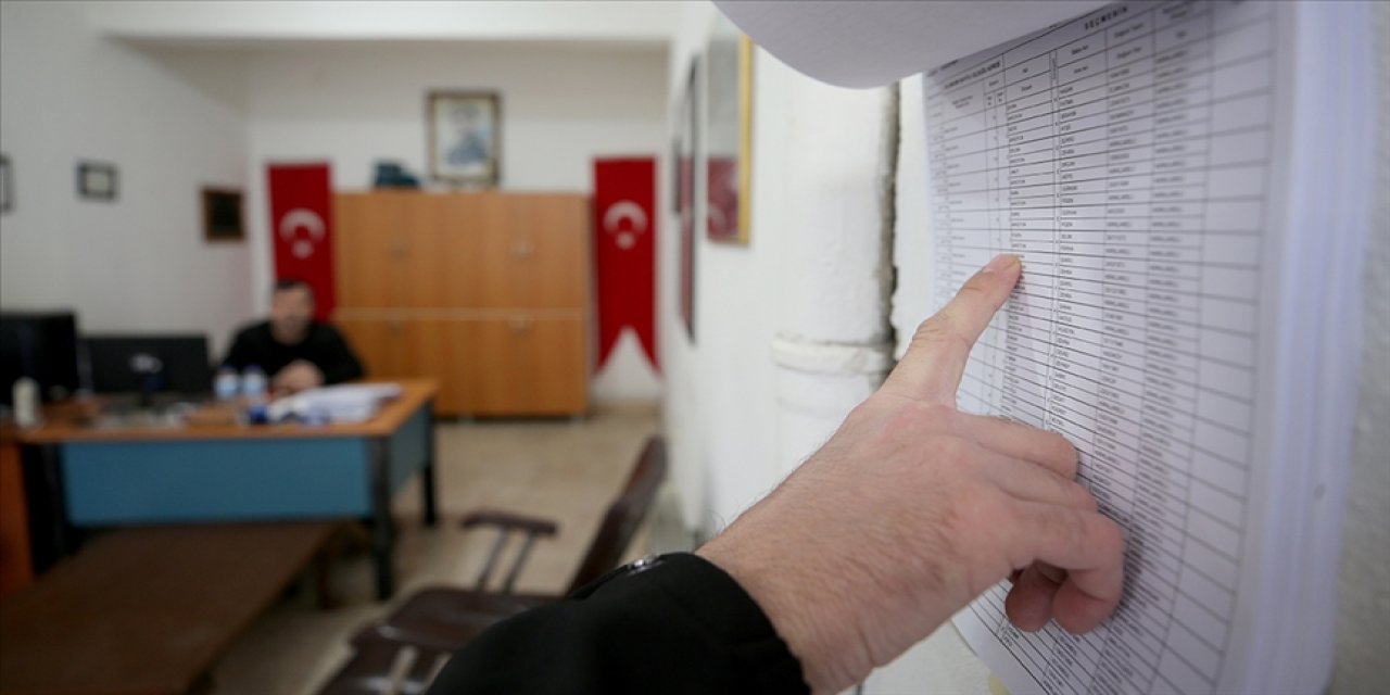 Yurt içi seçmen kütüğü askıya çıkıyor
