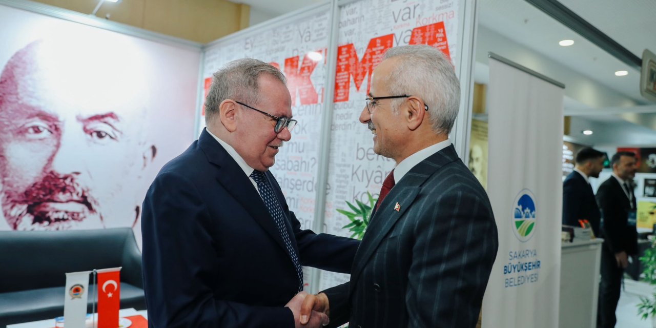 Bakan Uraloğlu Başkan Demir'le bir araya geldi