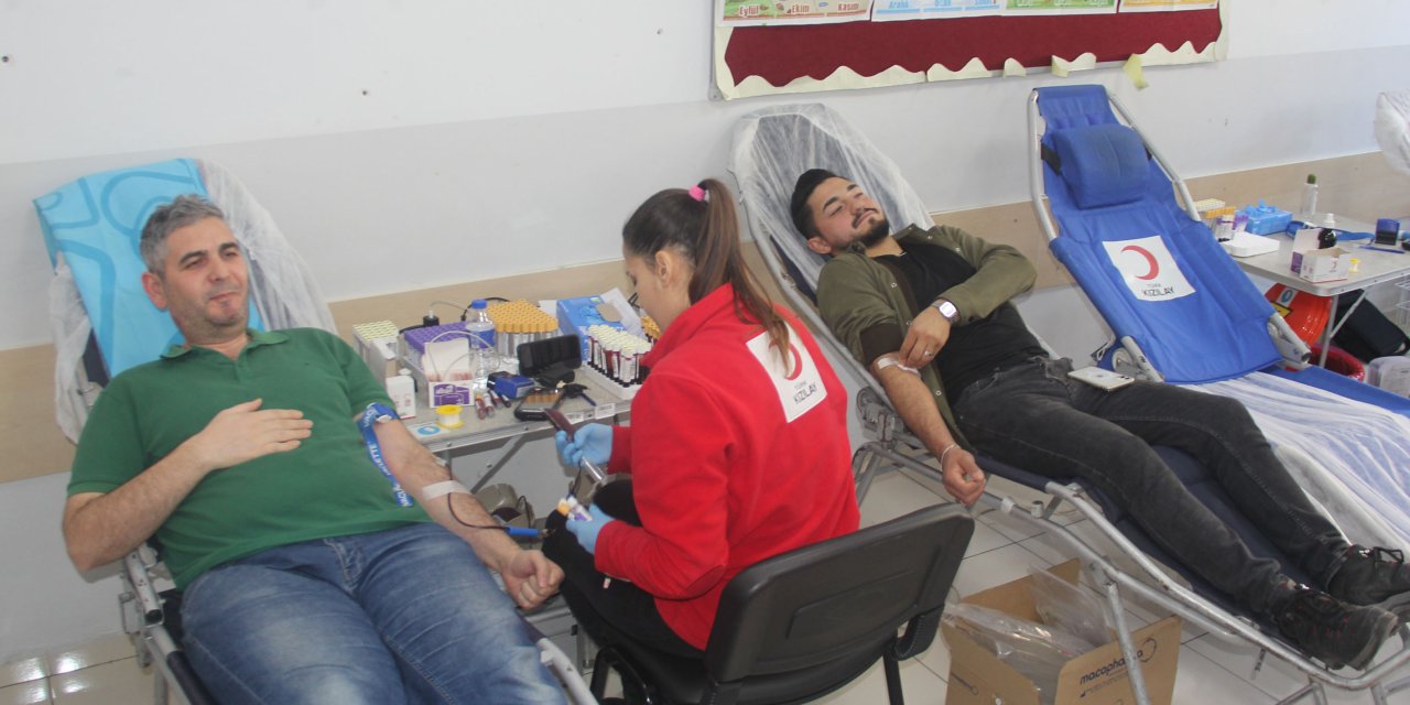 Velilere yönelik kan bağış kampanyası düzenlendi