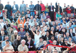 Taraftarlar inanıyor