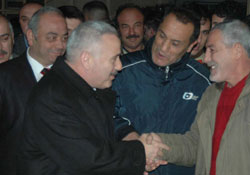 Kaldırım, gençlere önem veriyor