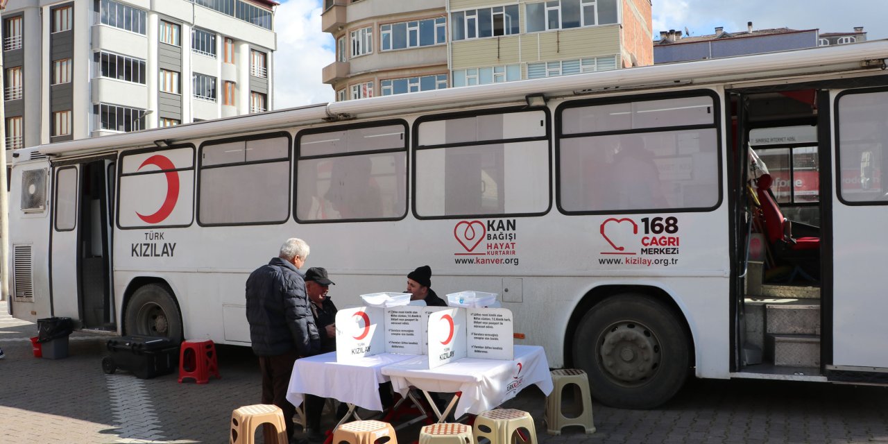 Türk Kızılay 115 Ünite kan bağışı topladı